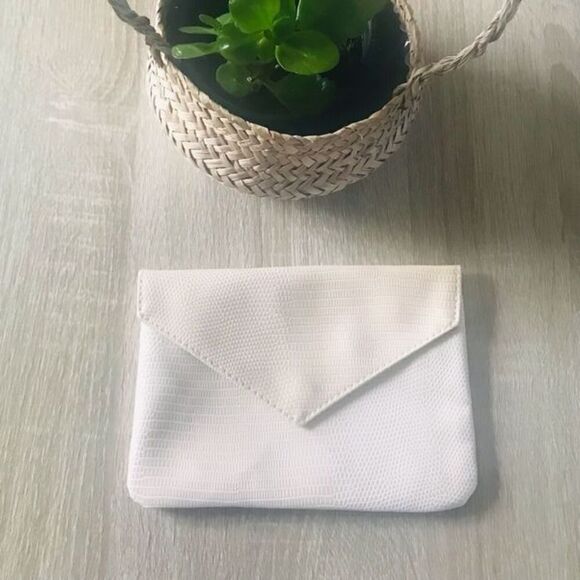 NEW … “IPSY” Cosmetic / Makeup Bag 💄 - Picture 1 of 4